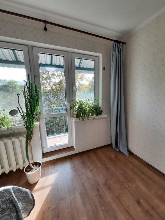 1-кімнатна на Черемушках | капремонт, балкон, відмінна локація