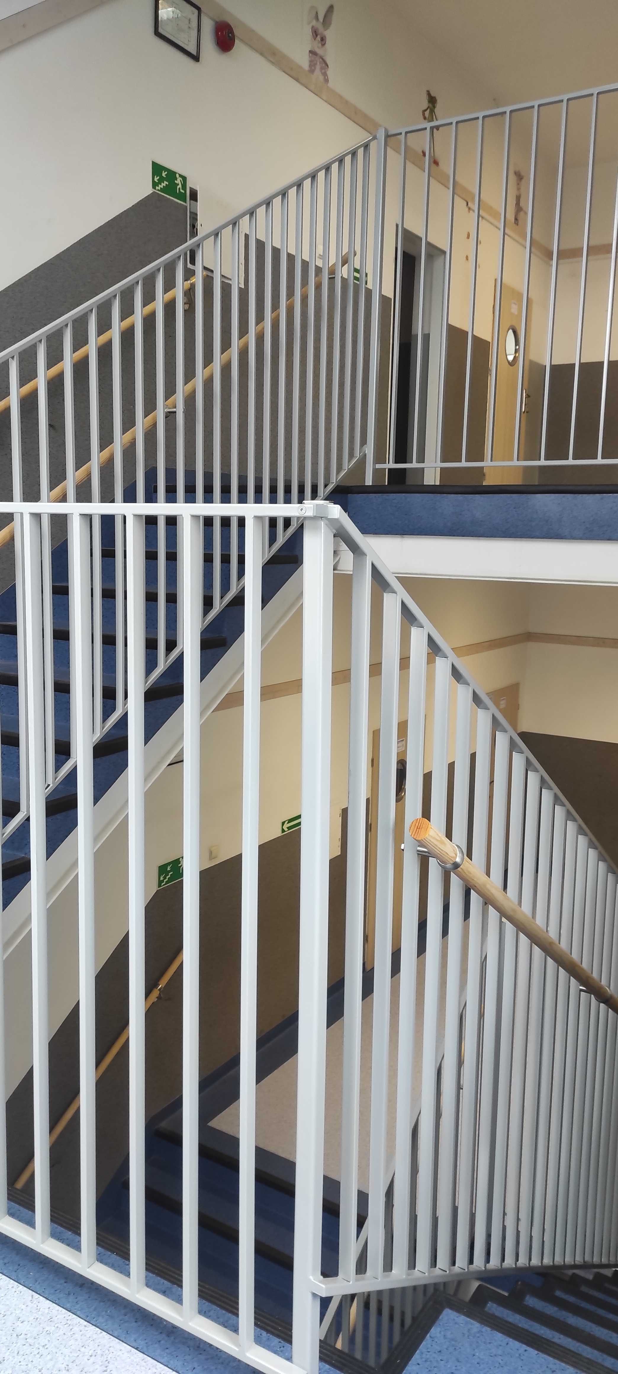 Balustrady balkonowe, schodowe