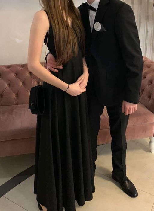 Suknia wieczorowa na studniówkę