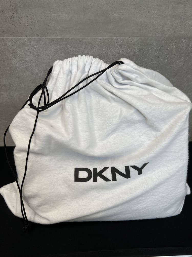 Torba DKNY do ręki i na ramię.