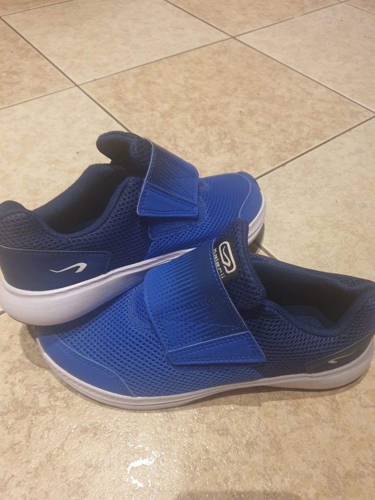 Buty sportowe chłopięce Kalenji roz. 38