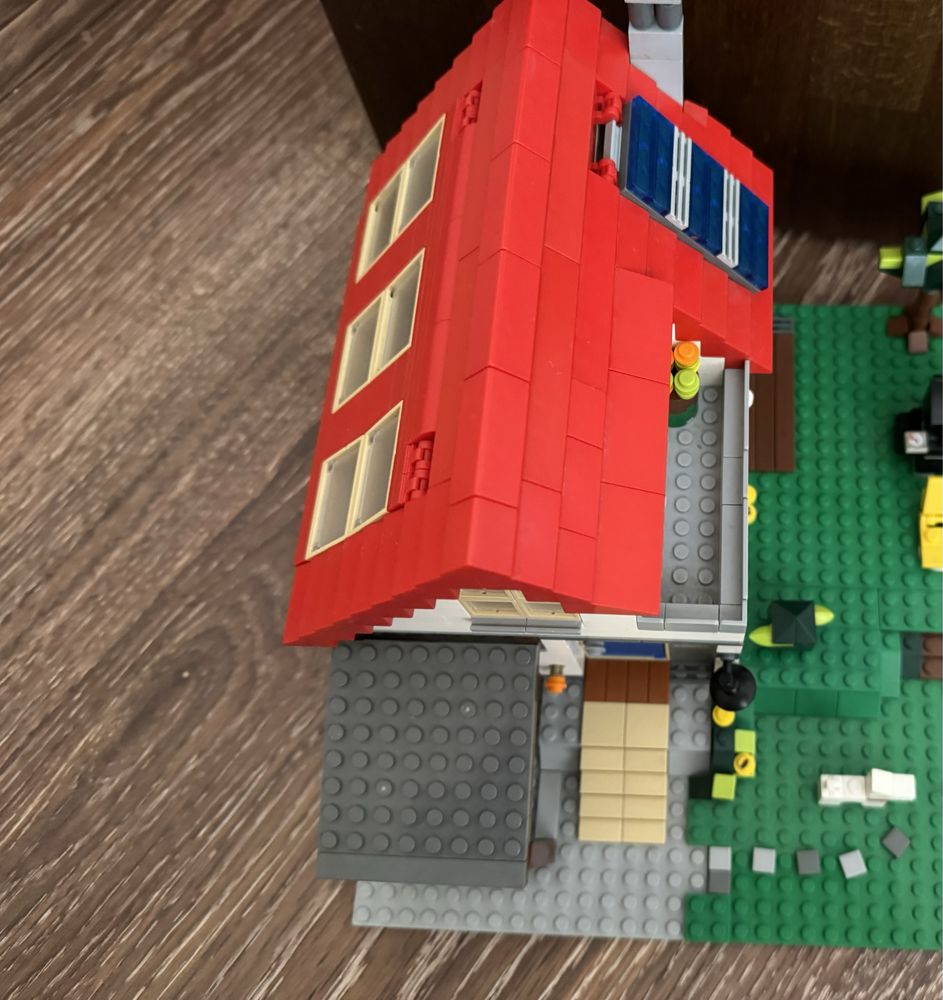LEGO Creator Домик на холме (5771)
