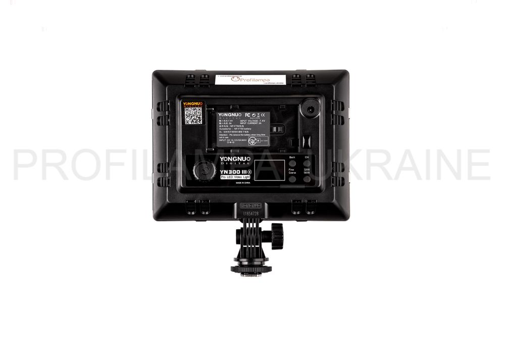 Професійне відео світло YONGNUO YN300 lll