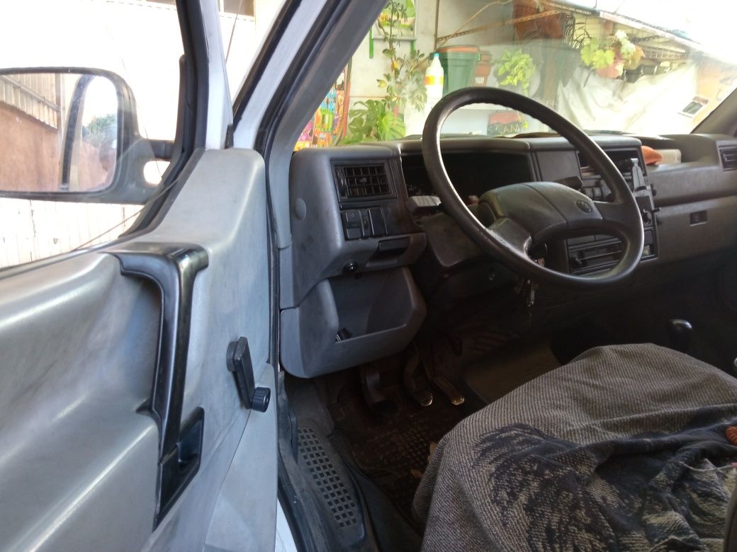 VW Transporter ou troco por carrinha mais pequena