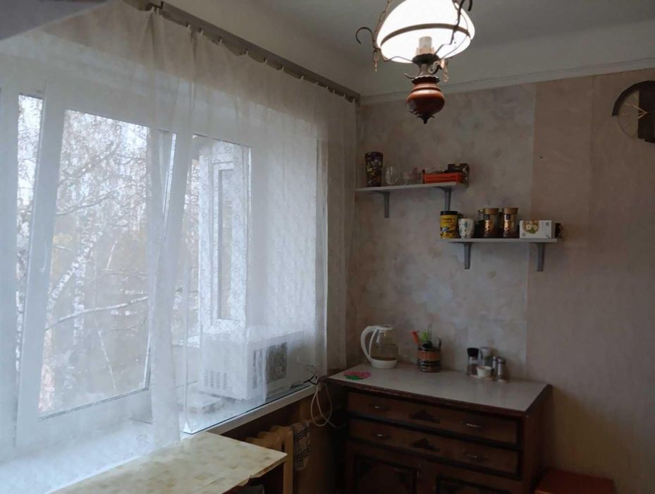 Продам кімнату Київ метро Академмістечко Житомирська