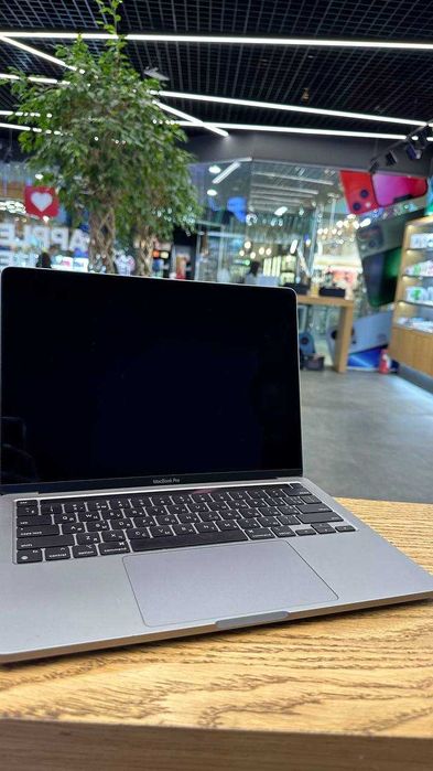 Вживаний MacBook Pro 13 256 2020 M1 у «Ябко» ТРЦ«Оазис» Кредит