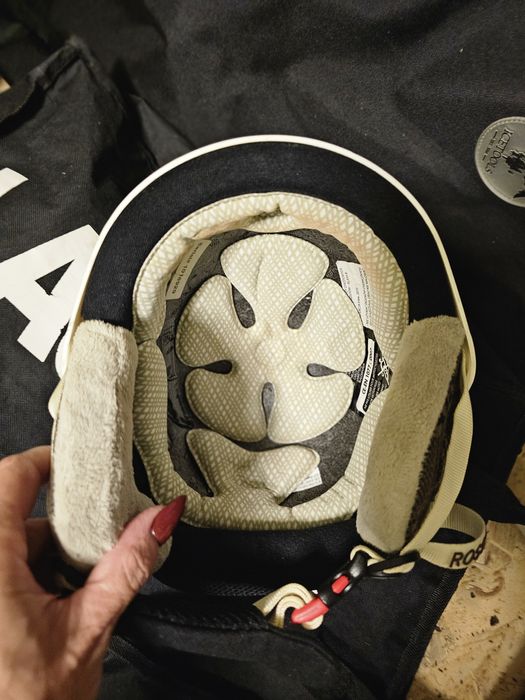 Kask narciarska Rossignol S
