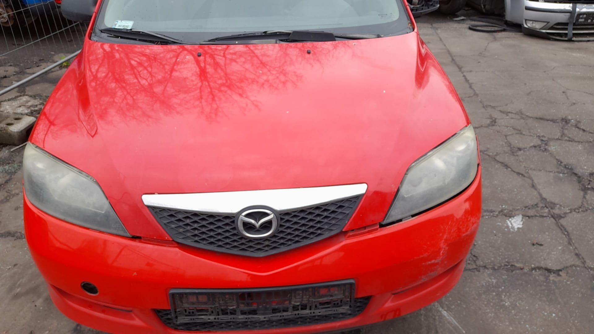 Mazda 2 2003r. 1.4 benzyna 59kW/80KM maska 197