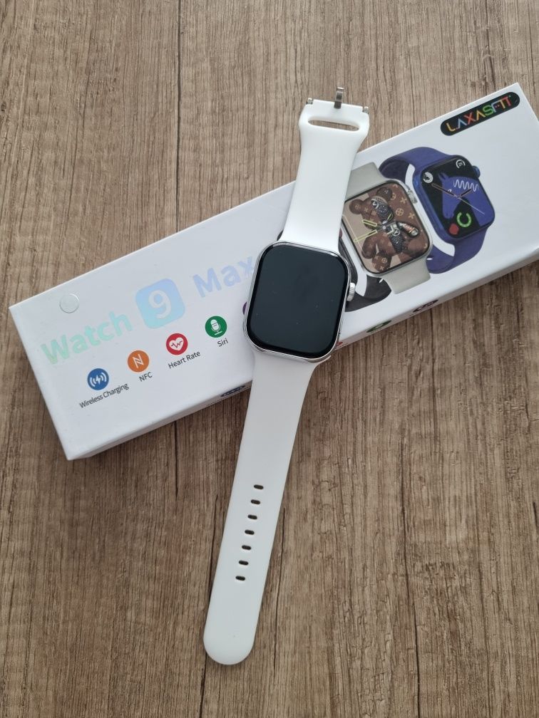 Smartwatch biały paseczek