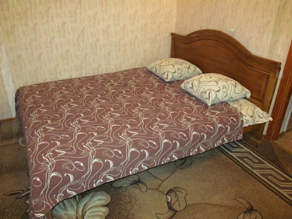 Сдам 1-комнатную на пр.Мира долгосрочно