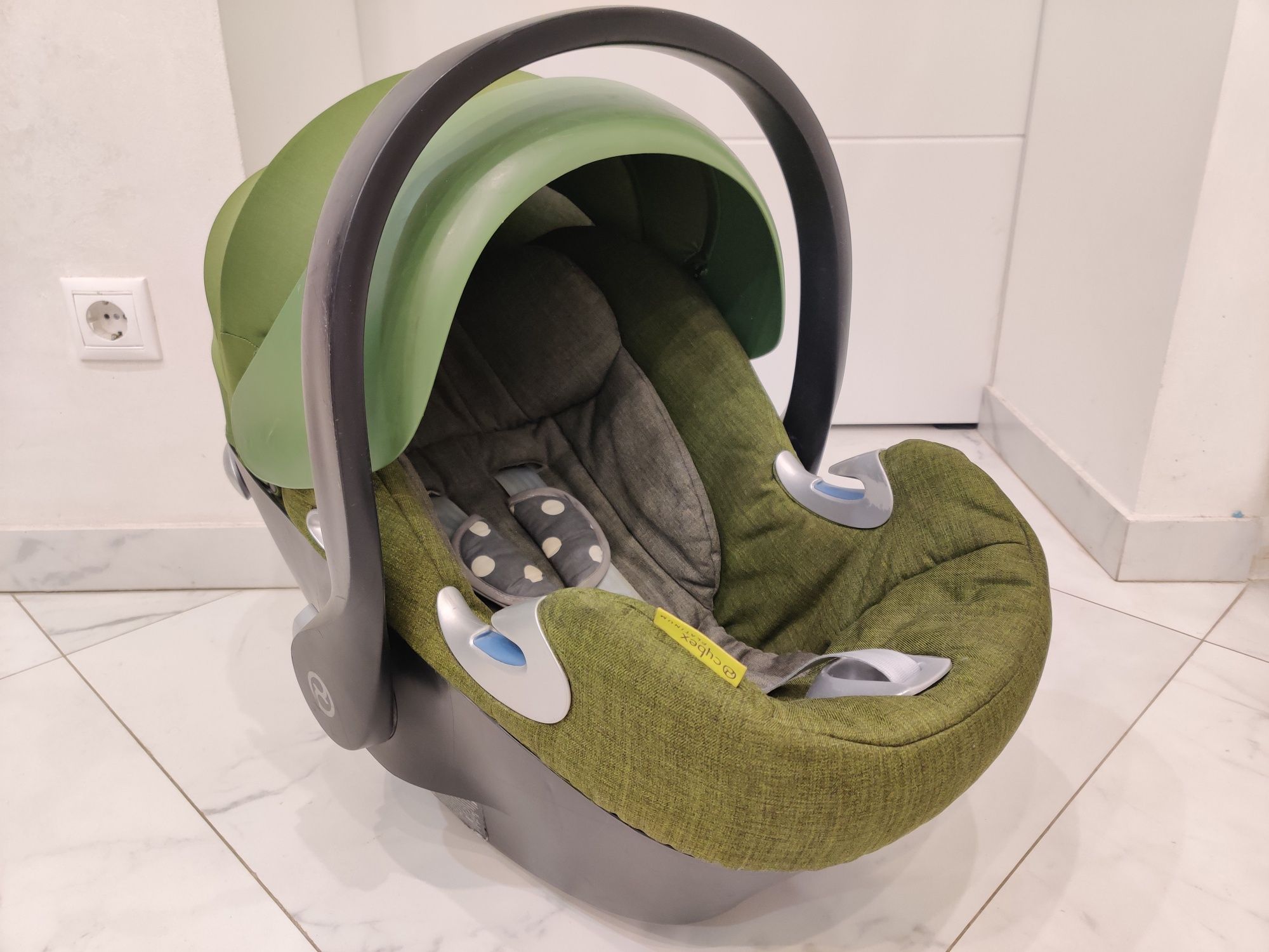 Детское автокресло автолюлька Cybex (Германия)