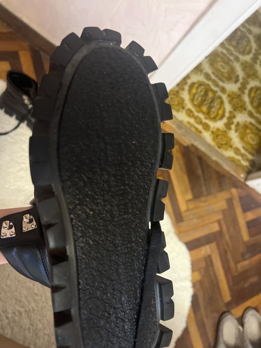 Ботинки кожа чорні на платформі р.37 intertop