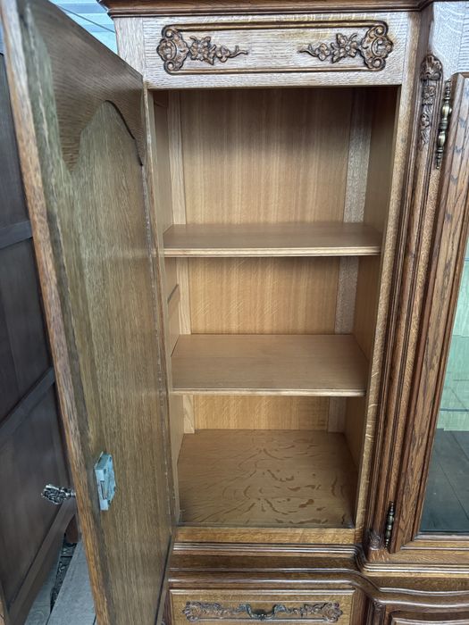 Witryna Ludwikowska , Lite Drewno