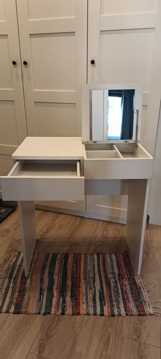 Toaletka Ikea, Brimnes, biurko, stolik, konsola