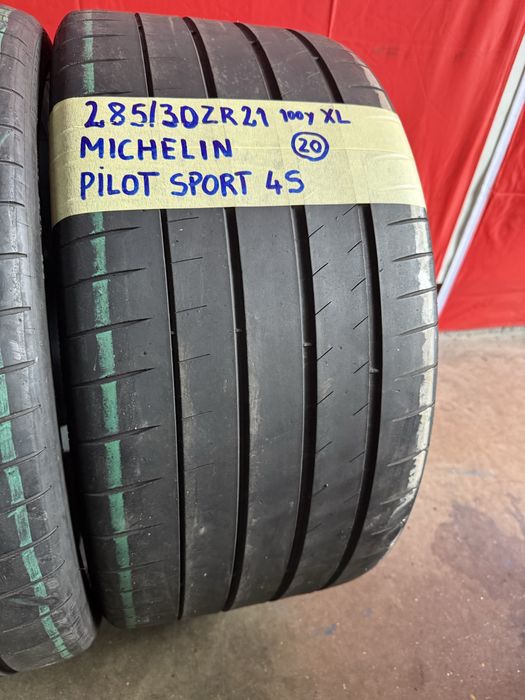 Pneus 285/30/21 Michelin Impecaveis