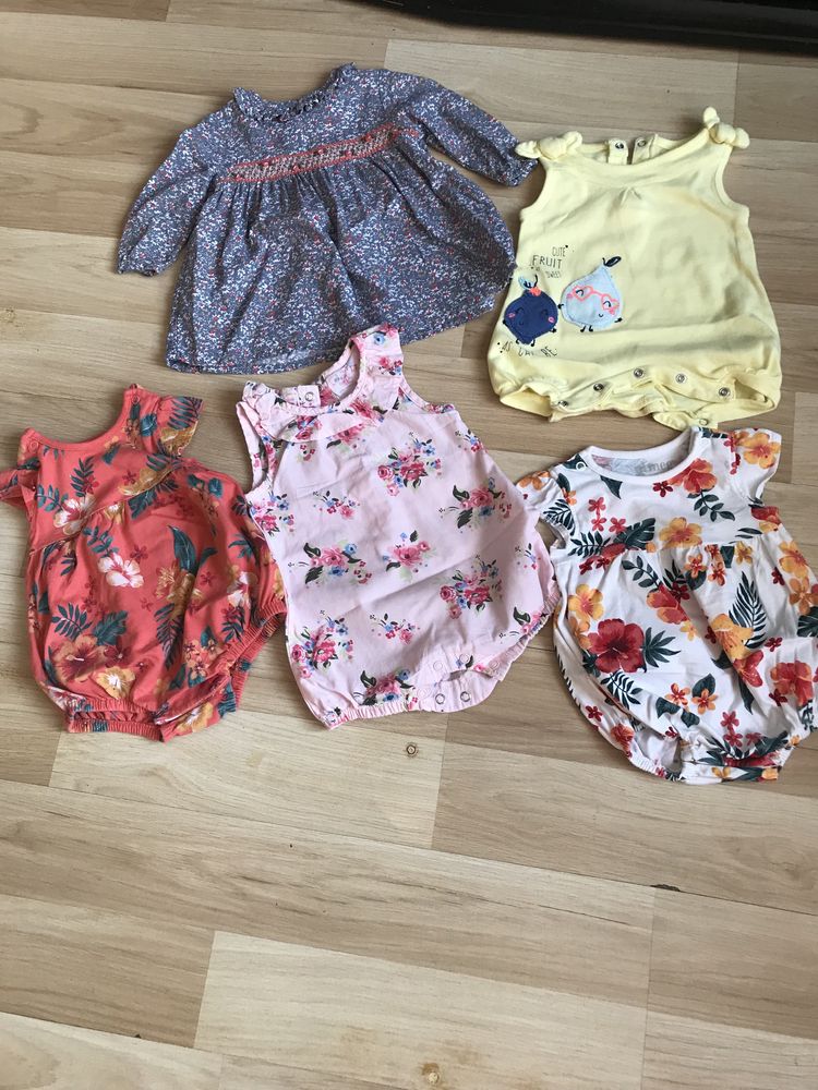 Zestaw ubranek niemowlęcych 3-6 M