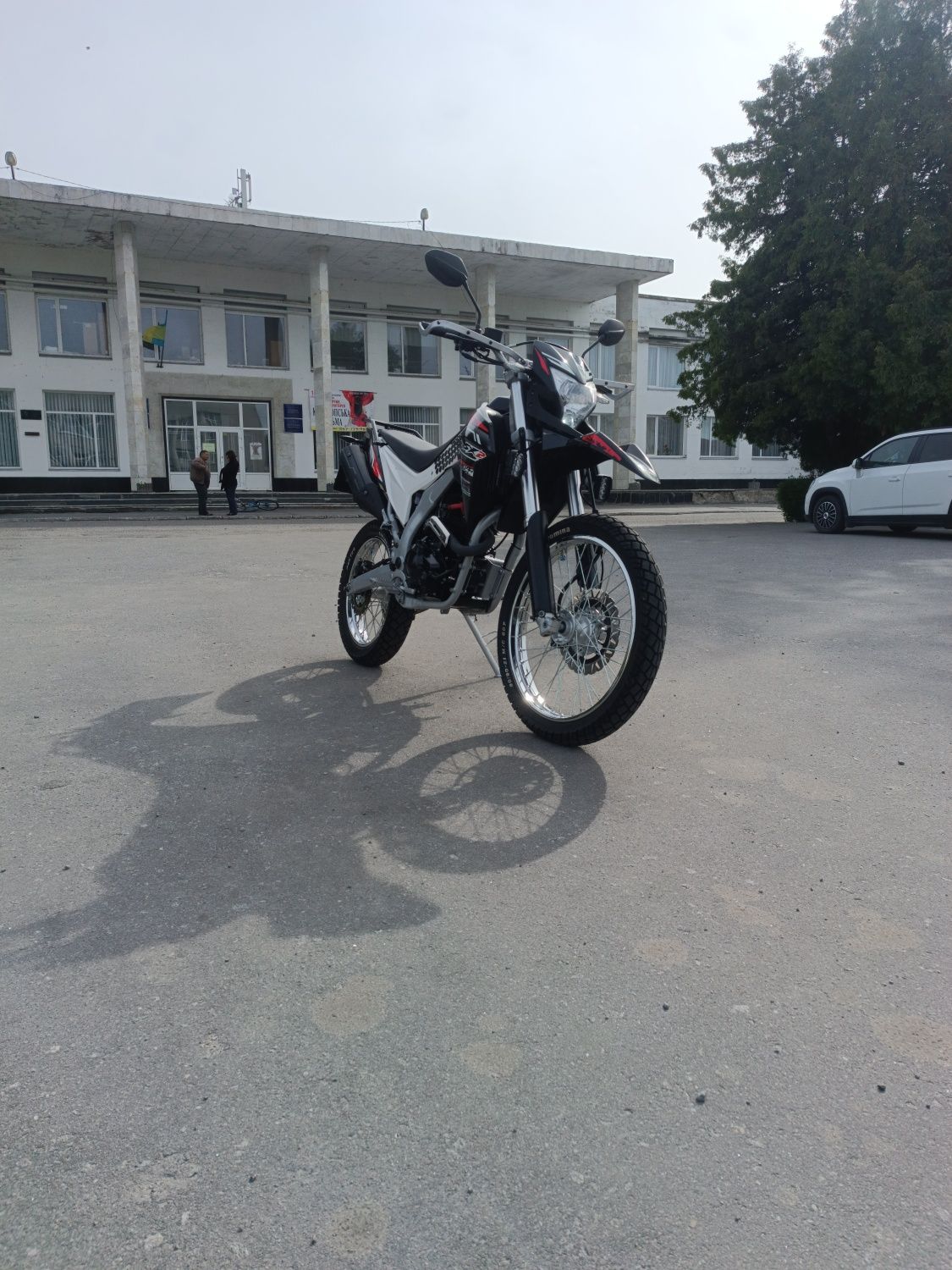 Продам мотоцикл Loncin lx250gy-3