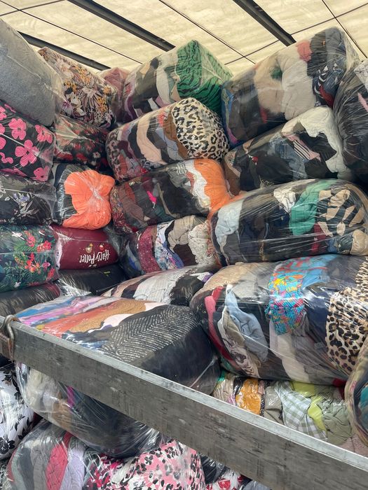 Spróbuj nasz oryginalny niesort,  Anglia / UK Odzież Używana HURT!!