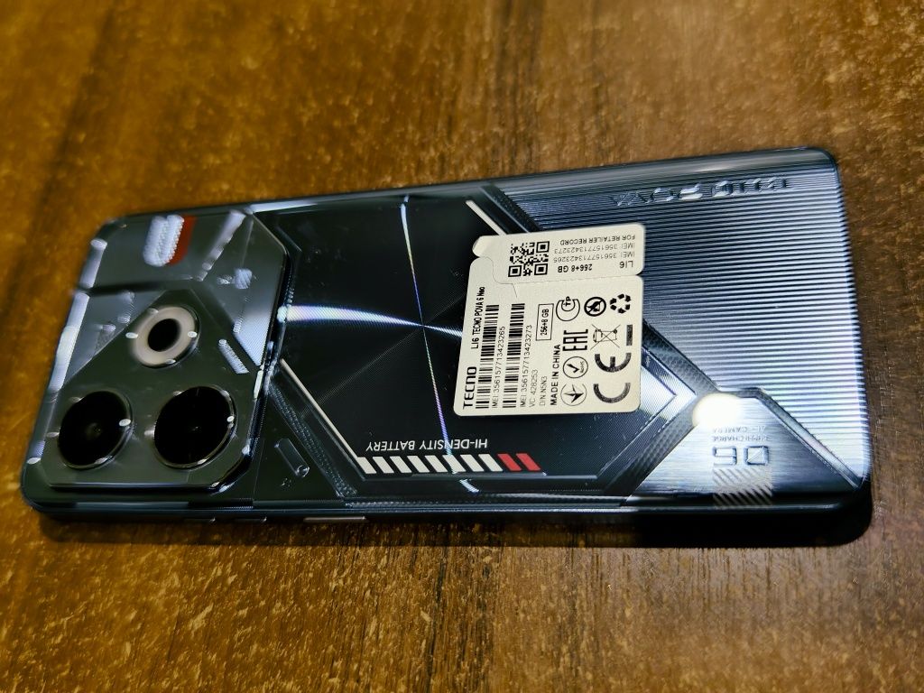 Tecno pova 6 neo