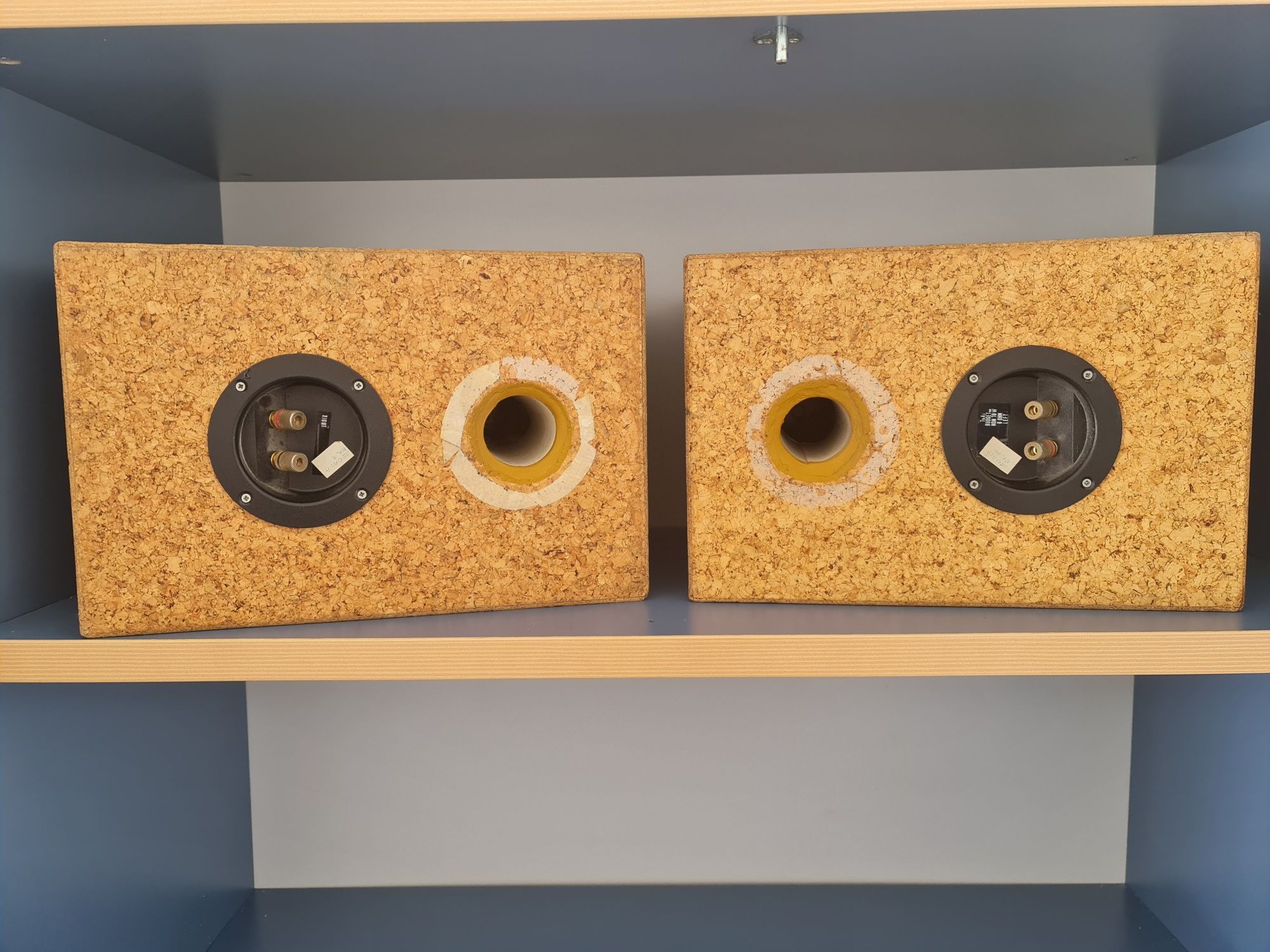 Kolumny w korku 6 OHM 70W