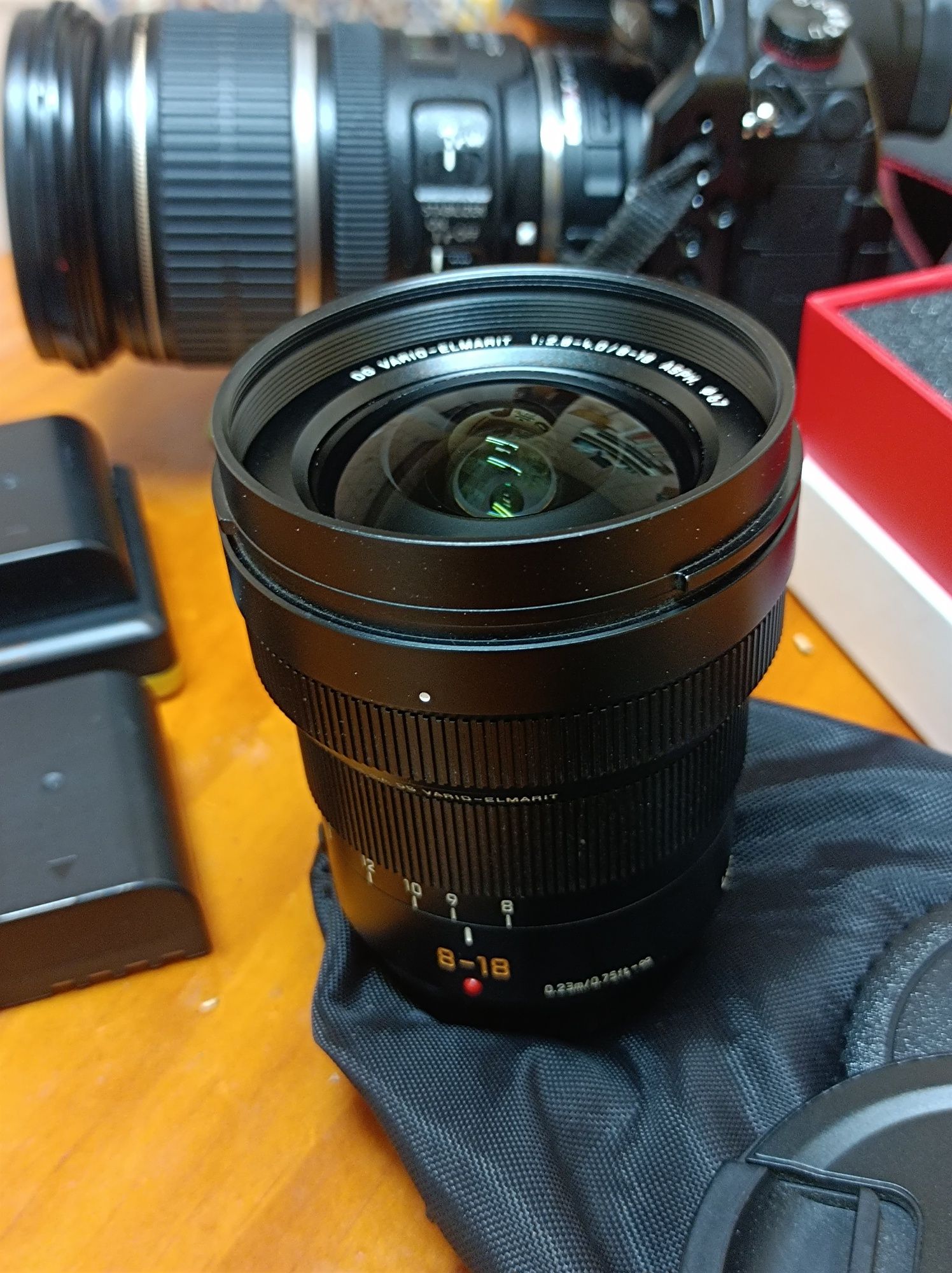 Panasonic Lumix Gh5S + Leica 8-18mm