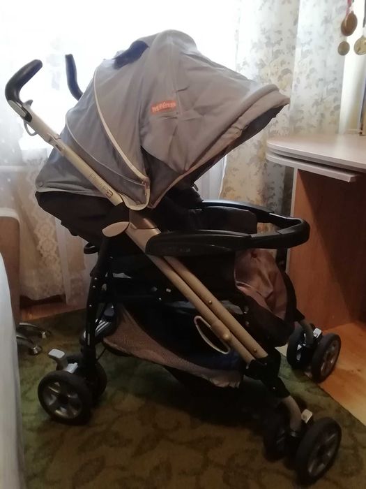Коляска Peg Perego Pliko P3