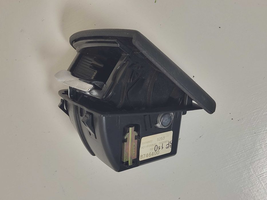 Cinzeiro traseiro esquerdo para Mercedes Classe E W211