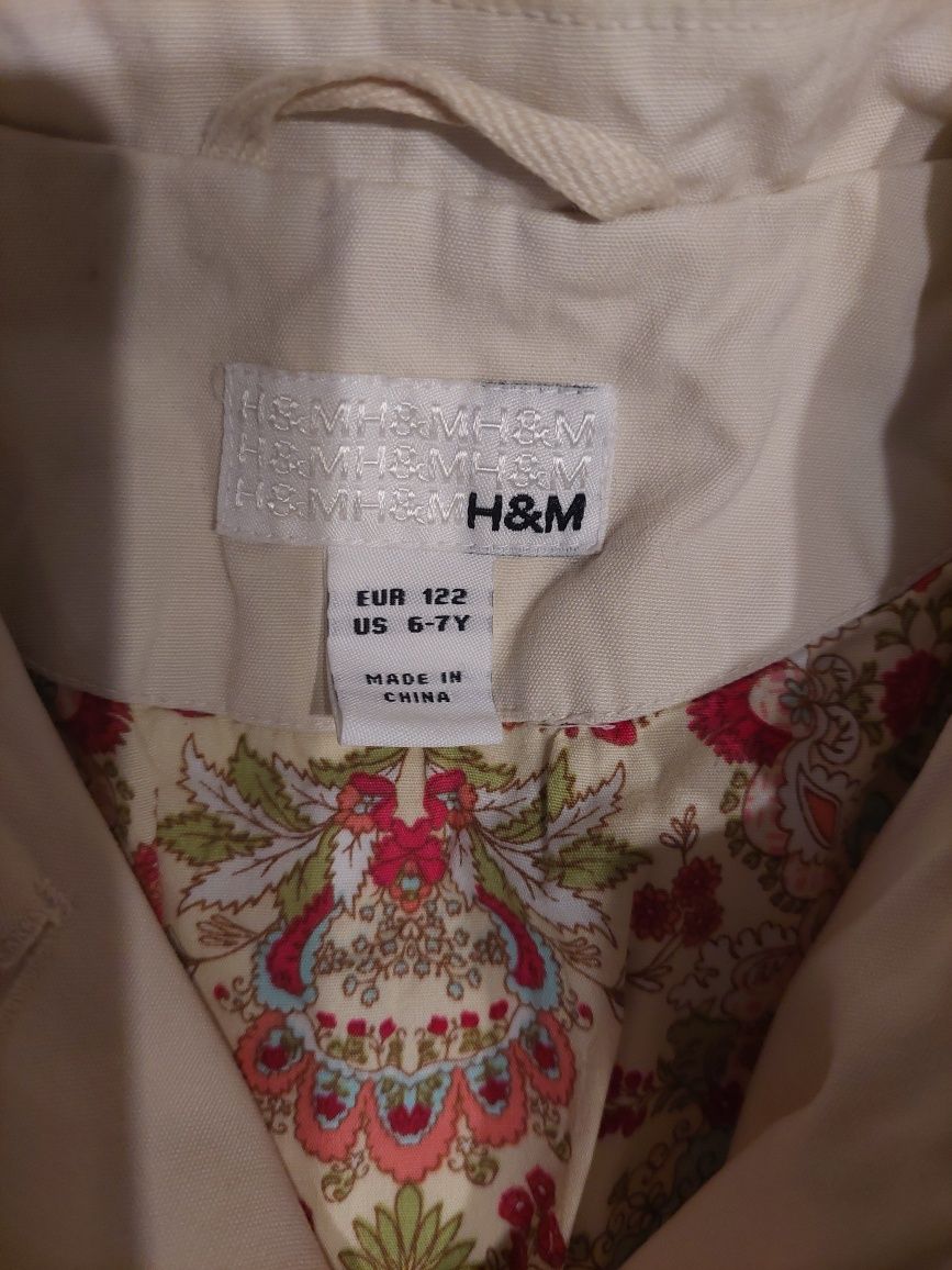 Prześliczny płaszczyk H&M 122
