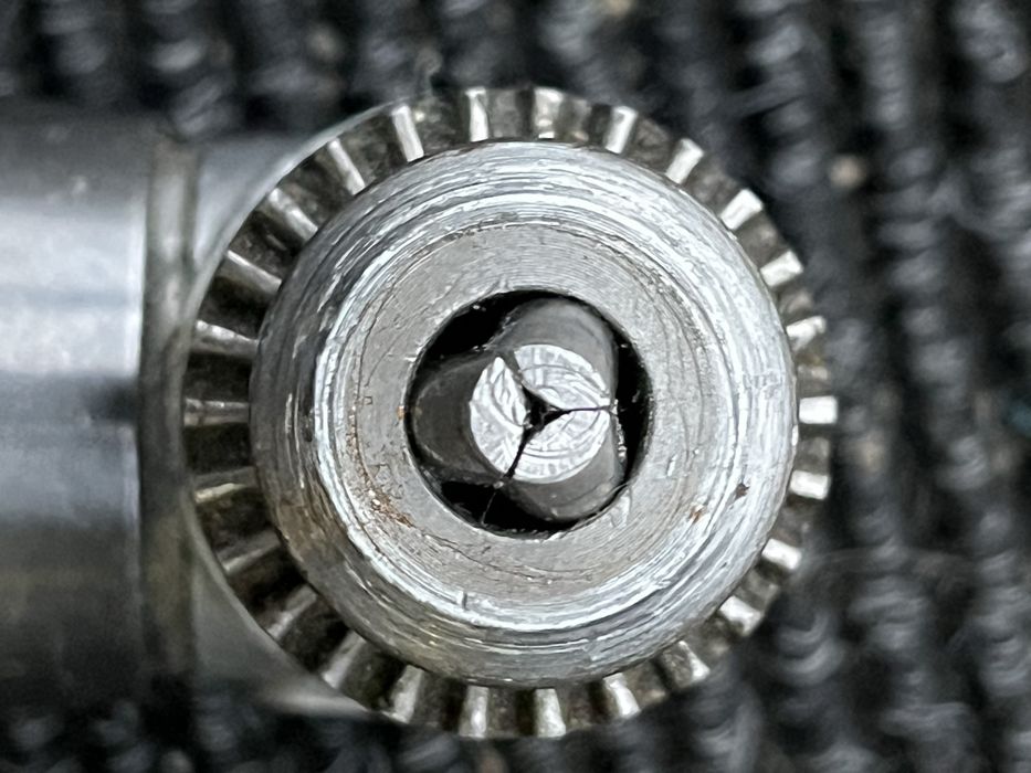 Chicago Pneumatic wiertarka kątowa pneumatyczna 3/8"  1,5 - 10mm
