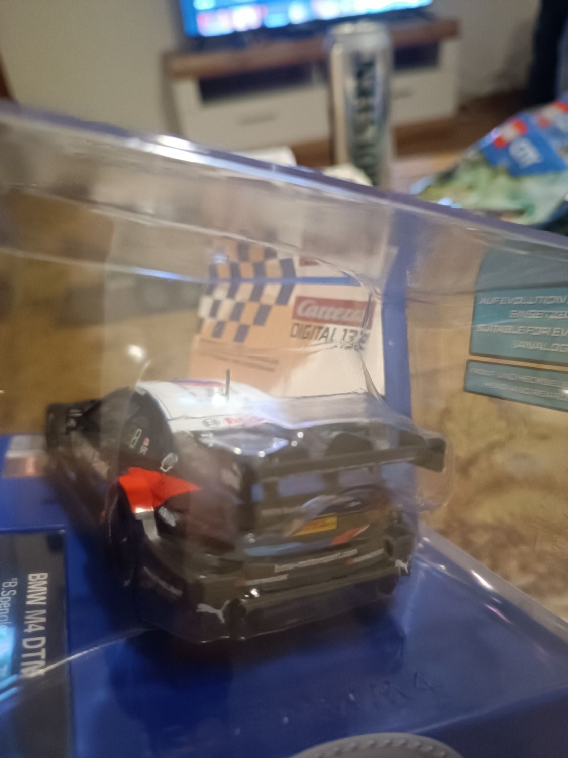 Slot car Carrera NOVO Lacrado - BMW M4 DTM "B. Spengler, No. 7"