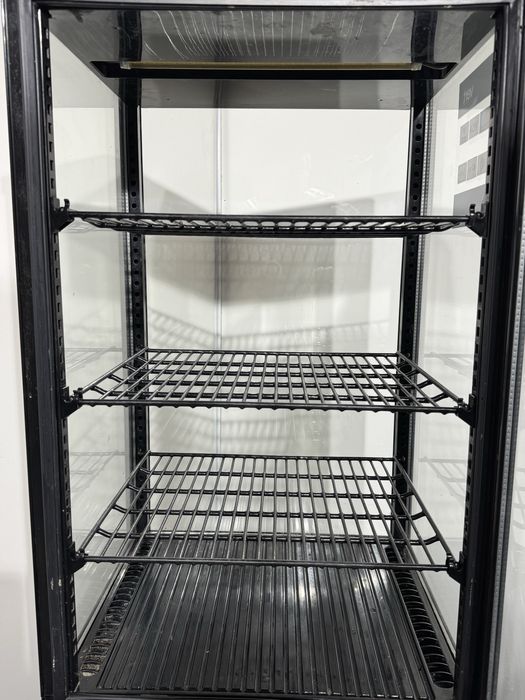 Настільна холодильна вітрина Metro