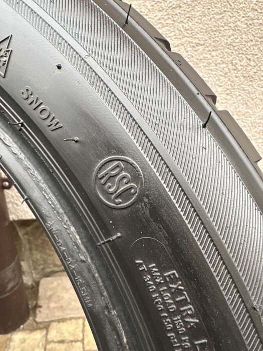 285-45 R21 113V Bridgestone Blizzak LM001 RFT RSC розпаровка 1шт