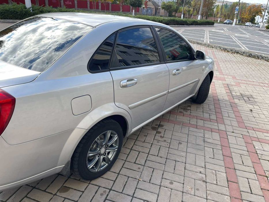 Chevrolet lachetti 1.8SED