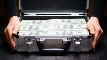 Оренда міліон доларів, кейс з грошима, чемодан грошей, реквізити