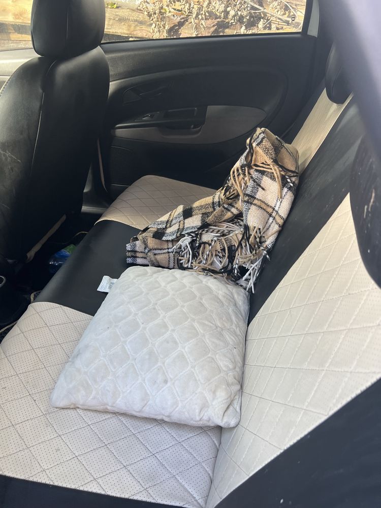 Продам авто Fiat linea