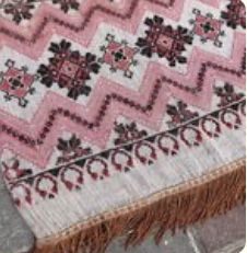 Скатертина серветка вишита  ручна робота старовинна гобелен