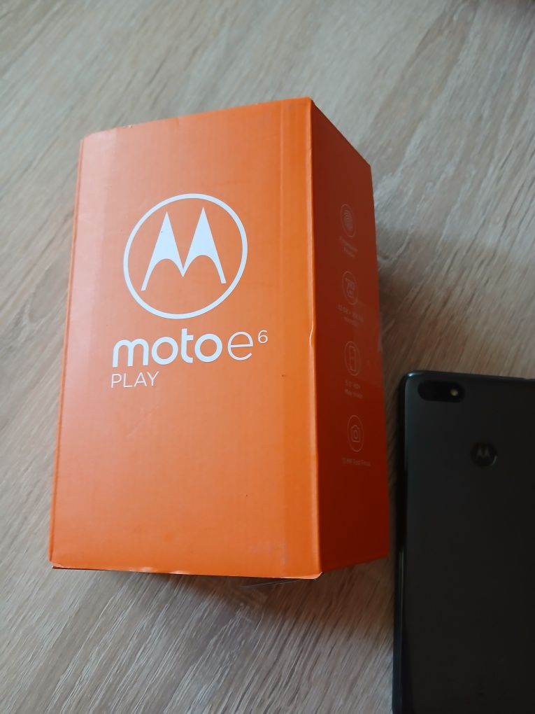 Telefon Motorola e6