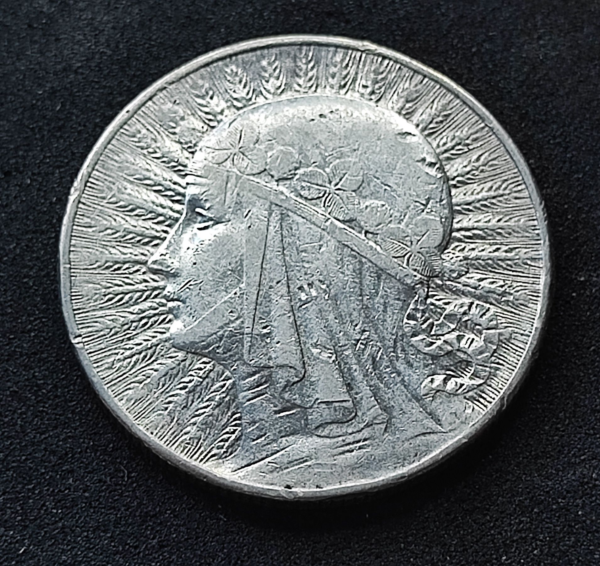 Polonia, głowa kobiety 5zl 1933r zm srebro