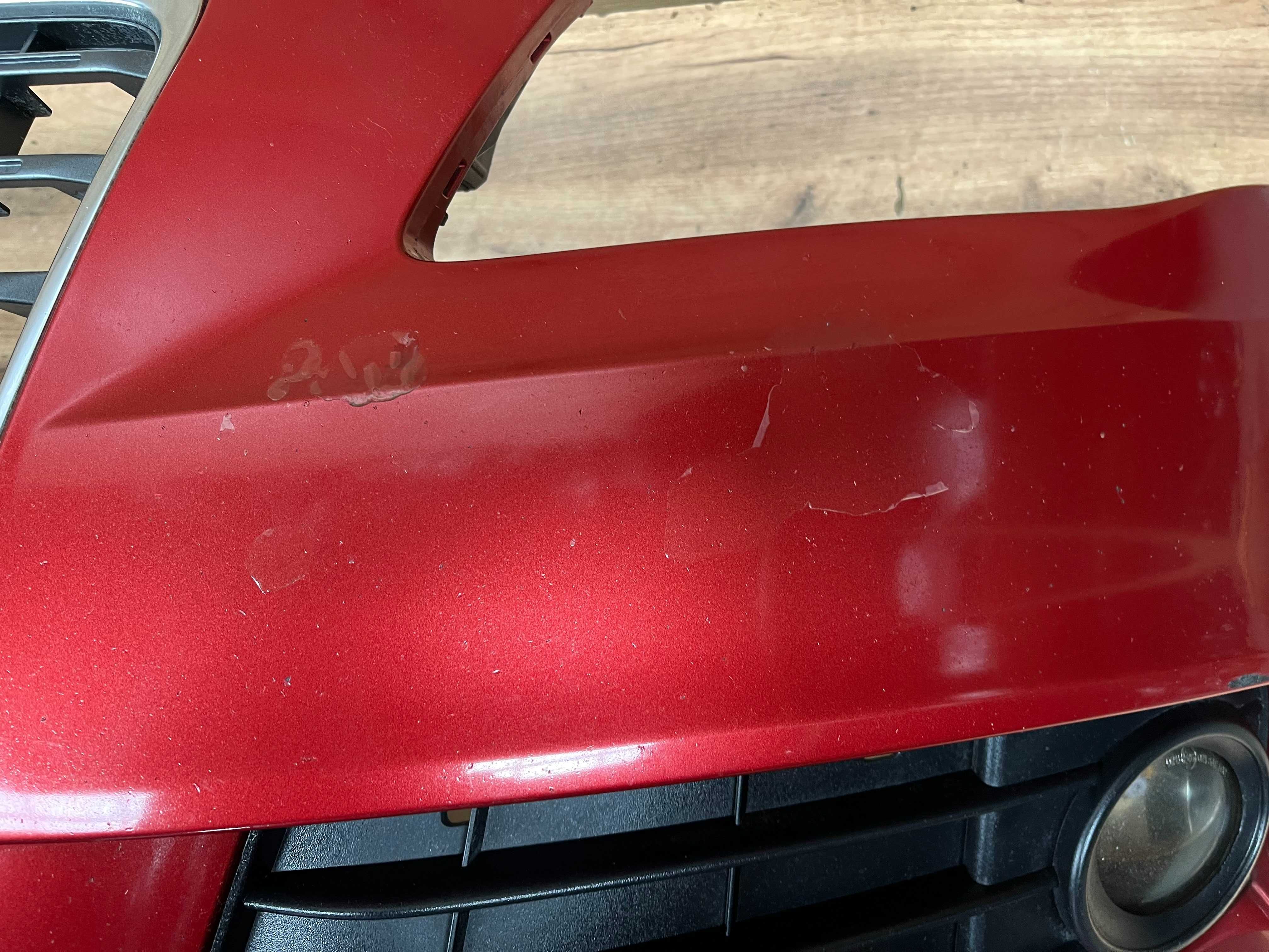 Zderzak przedni Audi A4 B8 kolor lz3f