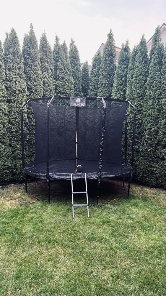 Trampolina ogrodowa SkyFlyer + drabinka 14FT 426cm