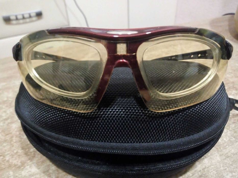 Очки (под OAKLEY )  5 линз