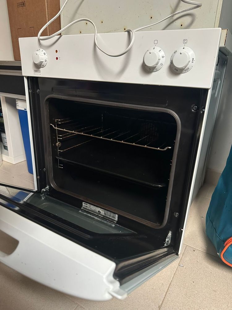 Forno Eletrico.