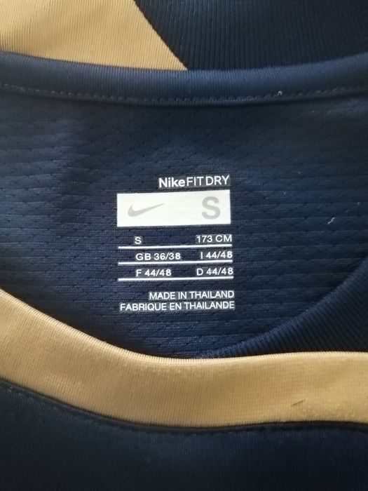 Vendo t-shirt Nike Portugal (portes incluídos)