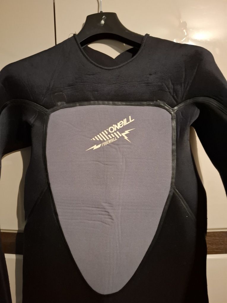 Pianka O'Neill rozm. L windsurfing