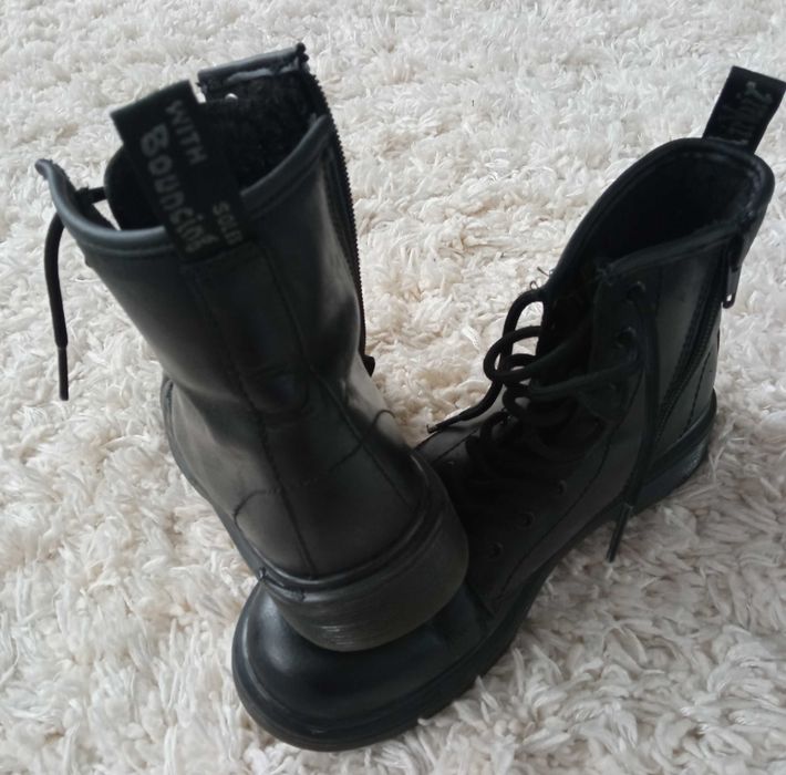 dr. Martens buty za kostkę ocieplane 36