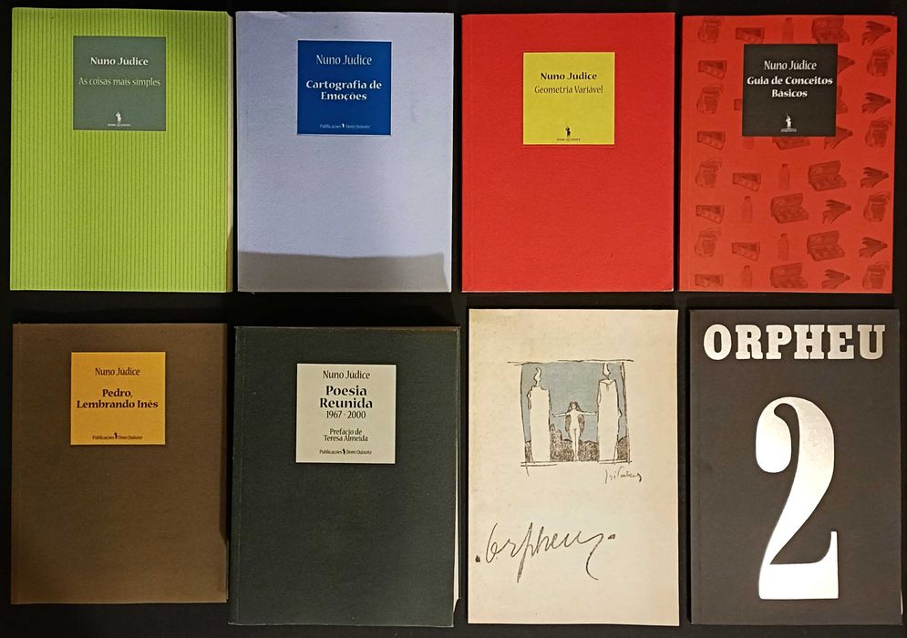 19 livros, principalmente poesia portuguesa. Edições raras. Lote 230€.