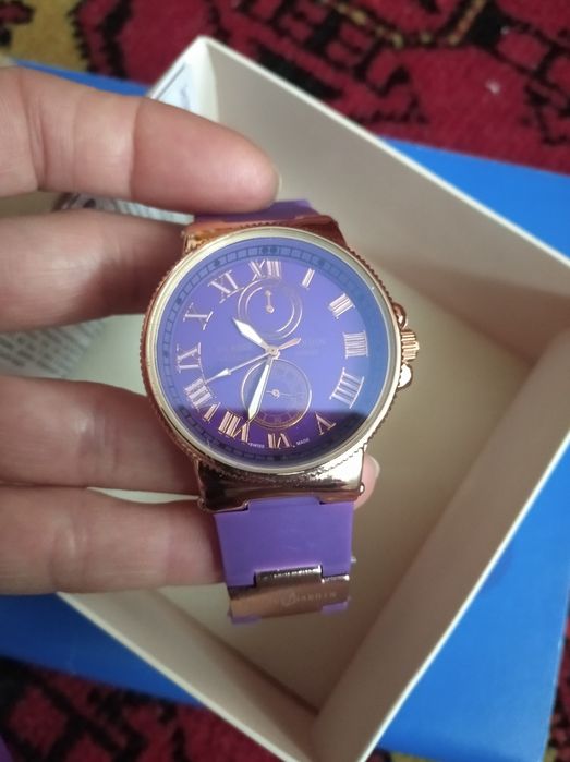 Часы женские новые