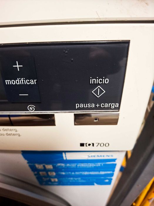 maquina de lavar roupa siemens IQ 700 i-DOS com avaria