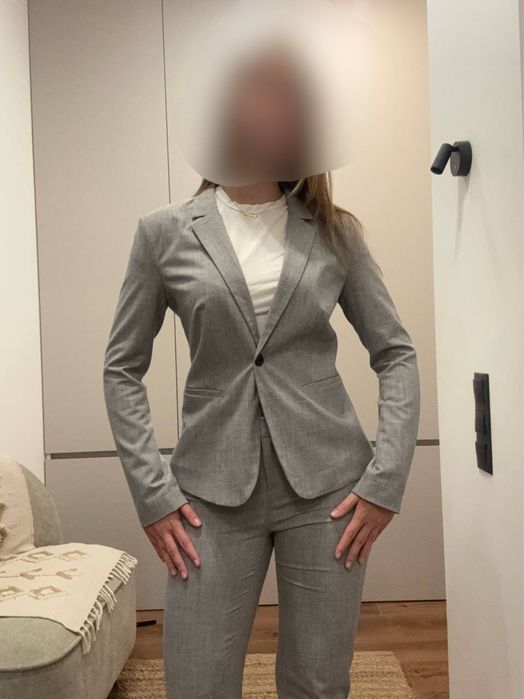 Брючний костюм розміру S