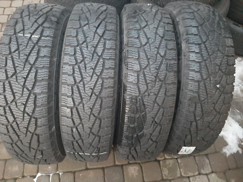 Шини 235 85 16  nokian